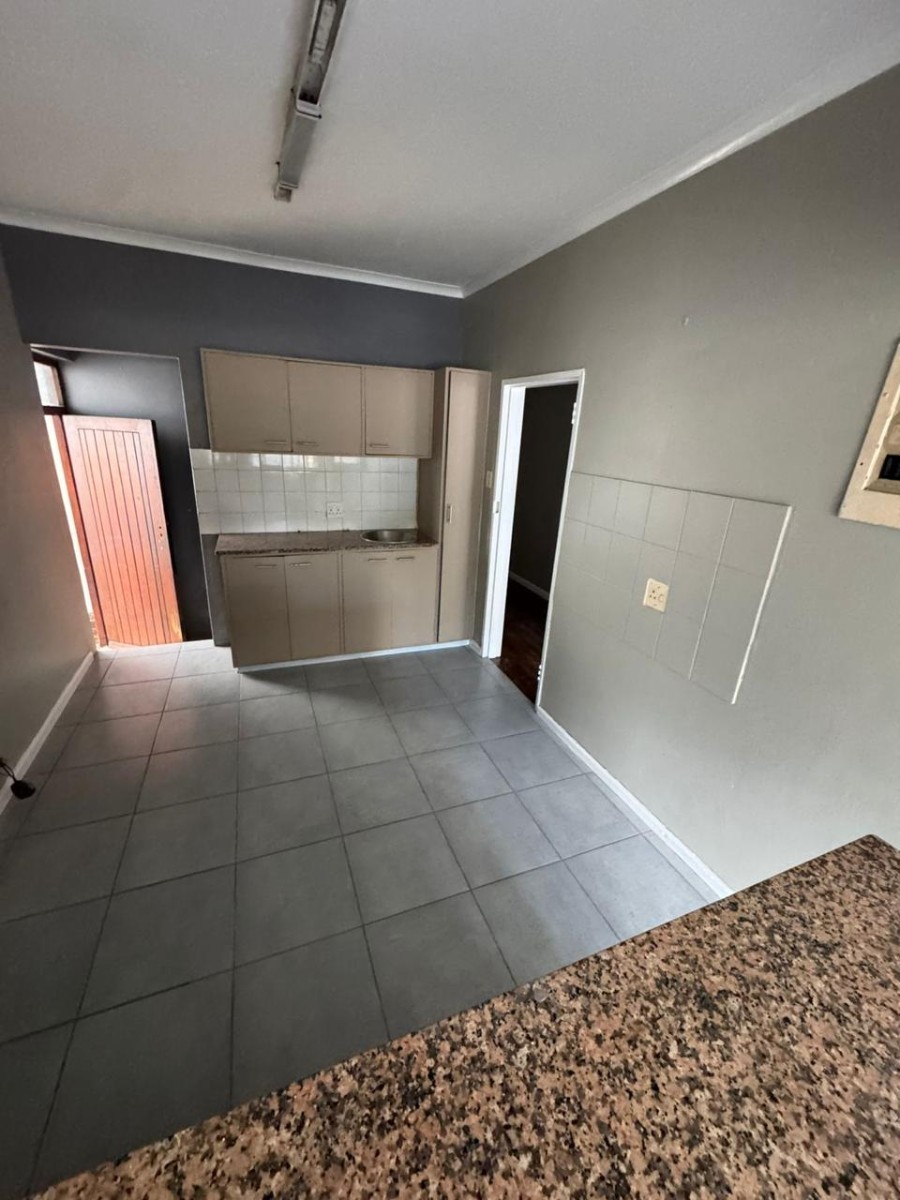 Business To Rent in Paarl Central, Paarl