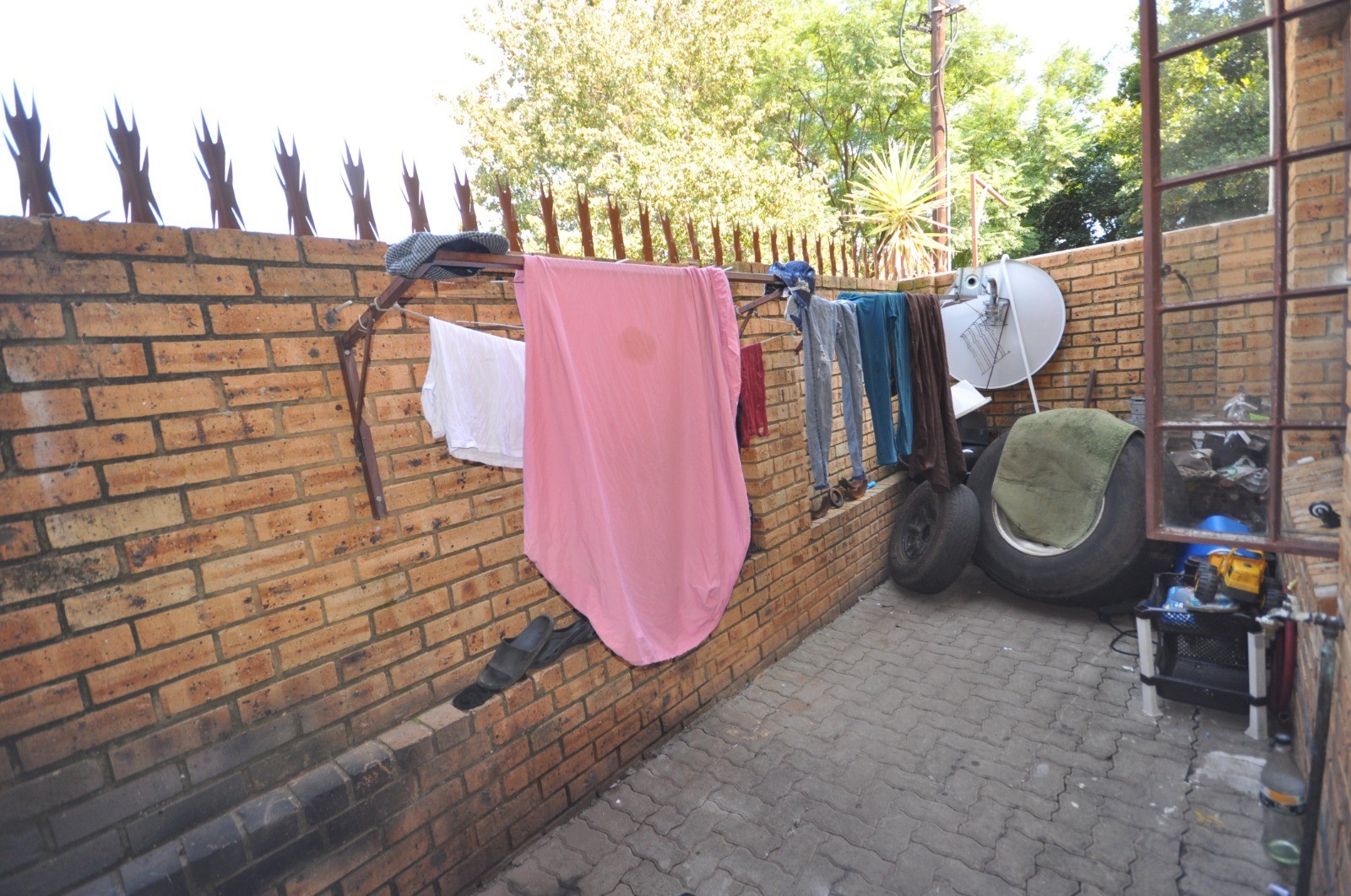 2 bedroom Apartment For Sale in Randfontein