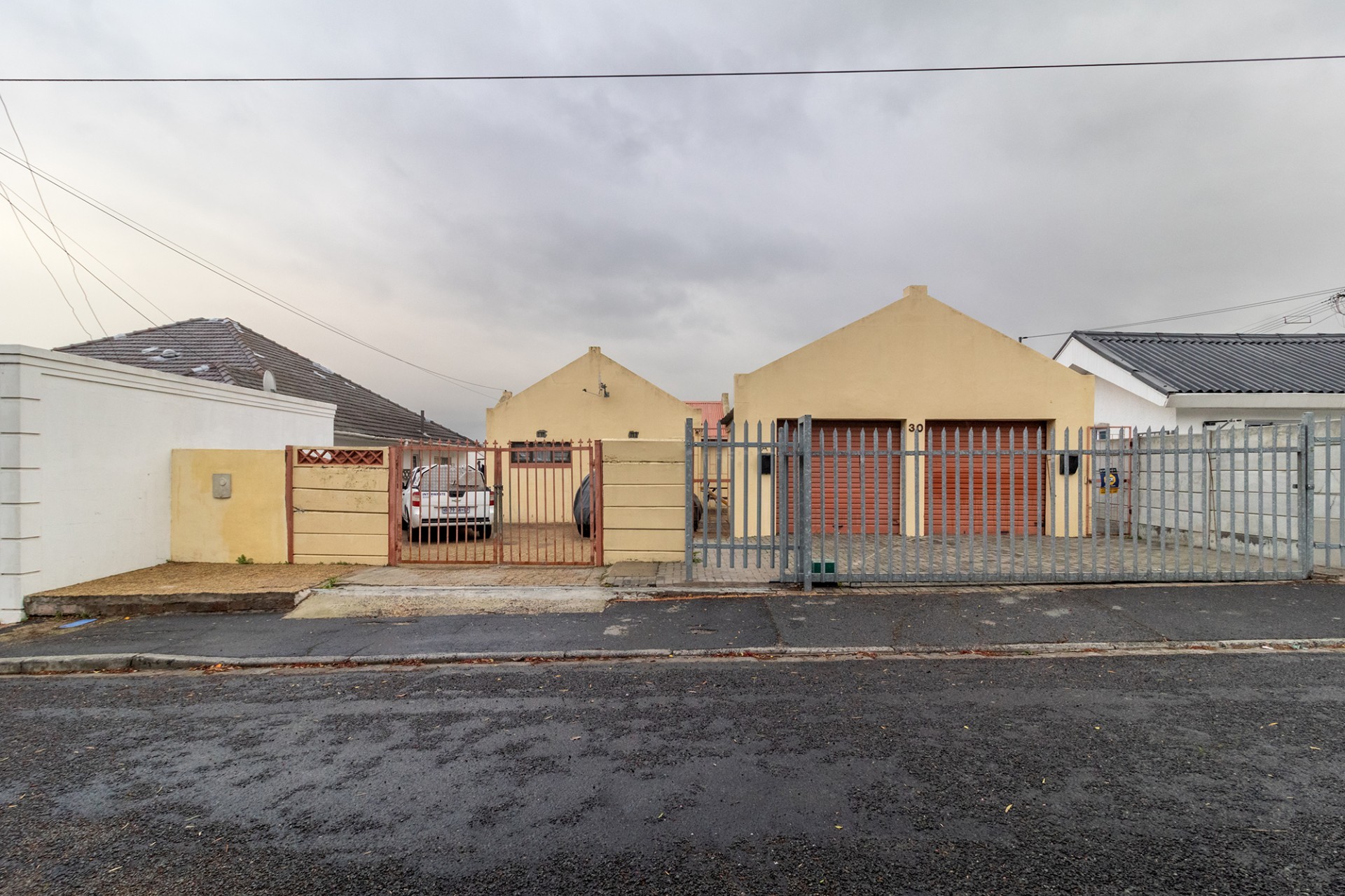2 Bedroom Sectional Title Home with Ample Parking and potential for expansion for sale in Avondale