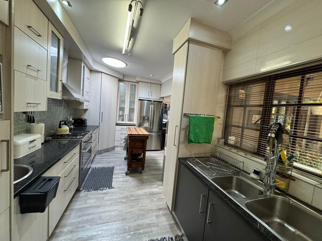 Cottage to Rent in Glen Marais
