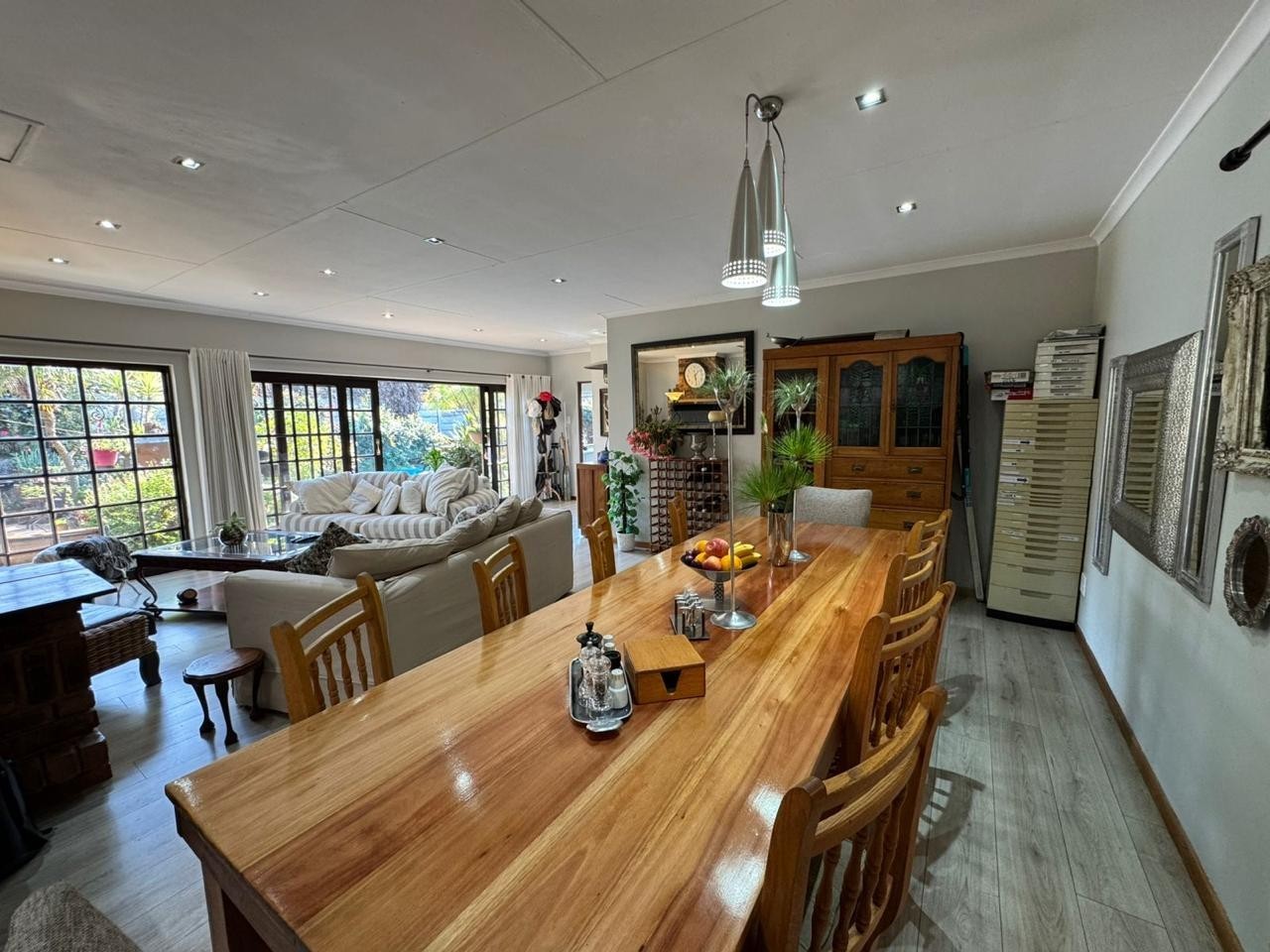 Cottage to Rent in Glen Marais