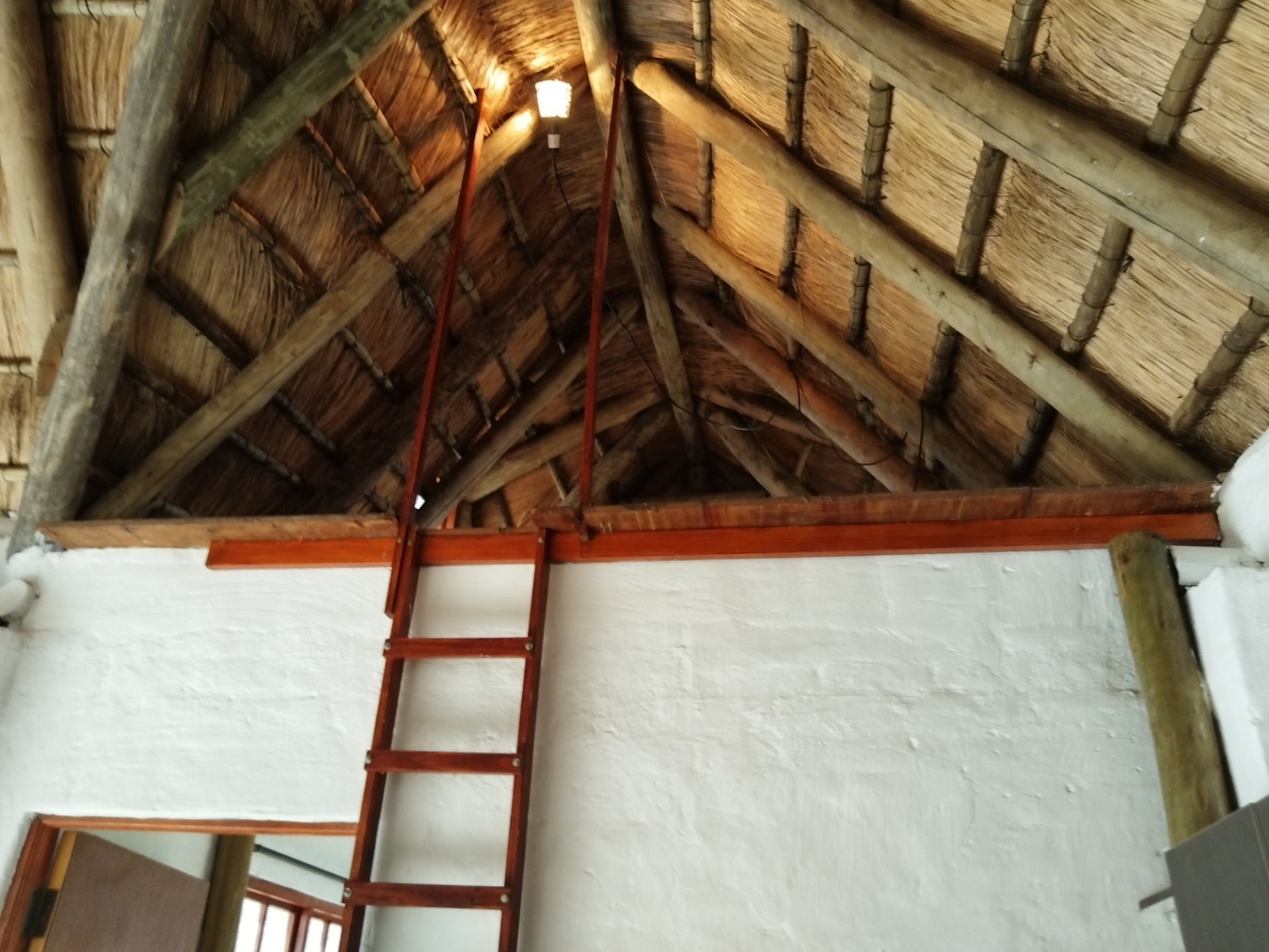 Lock up and Go Unit For Sale in Hogsback