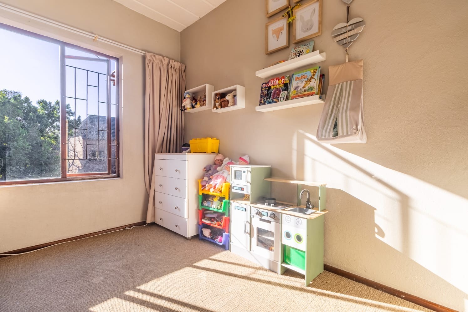 1 bed loft In Magaliesig