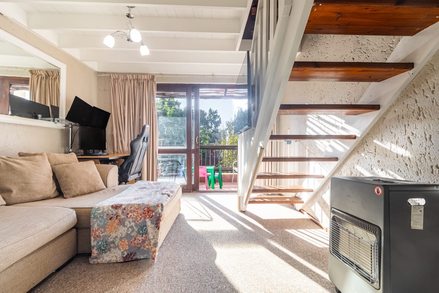 1 bed loft In Magaliesig