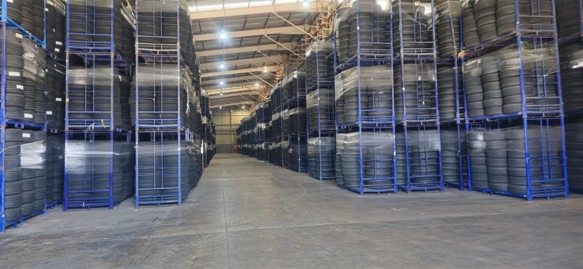 Warehouse To Rent in Uitenhage Central, Uitenhage