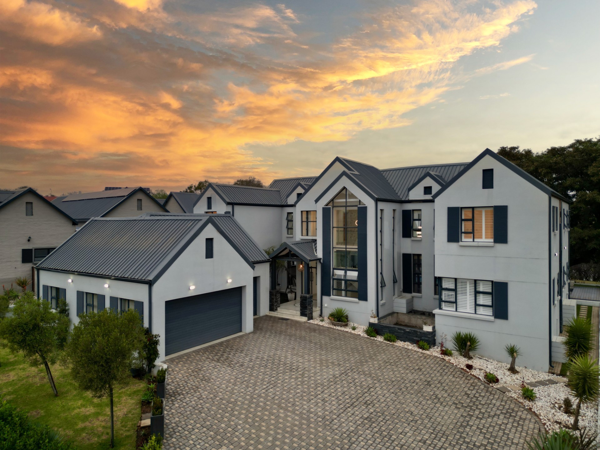 Luxury Modern House To Rent in Waterlake Farm Lifestyle Estate, Pretoria