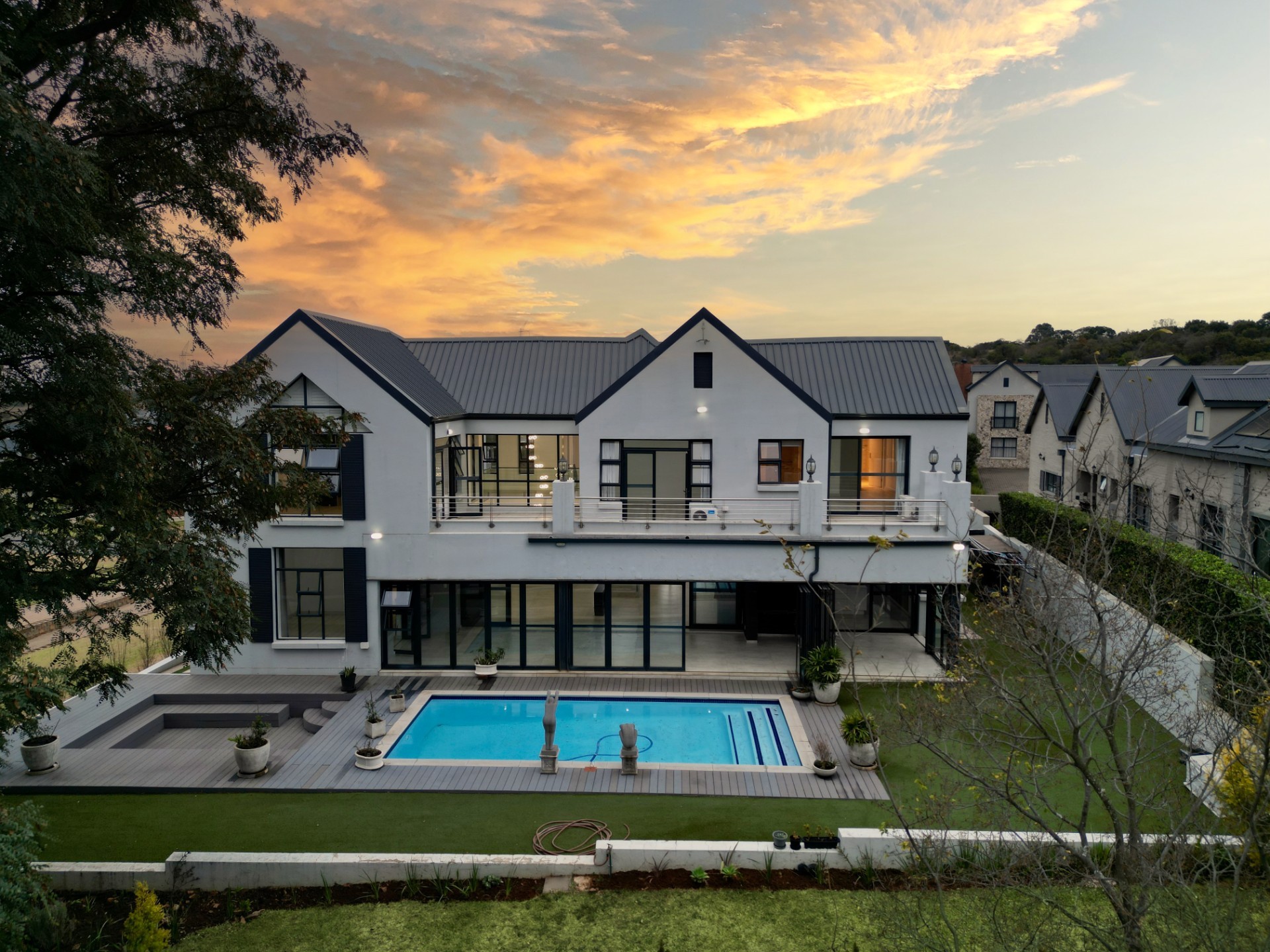 Luxury Modern House To Rent in Waterlake Farm Lifestyle Estate, Pretoria