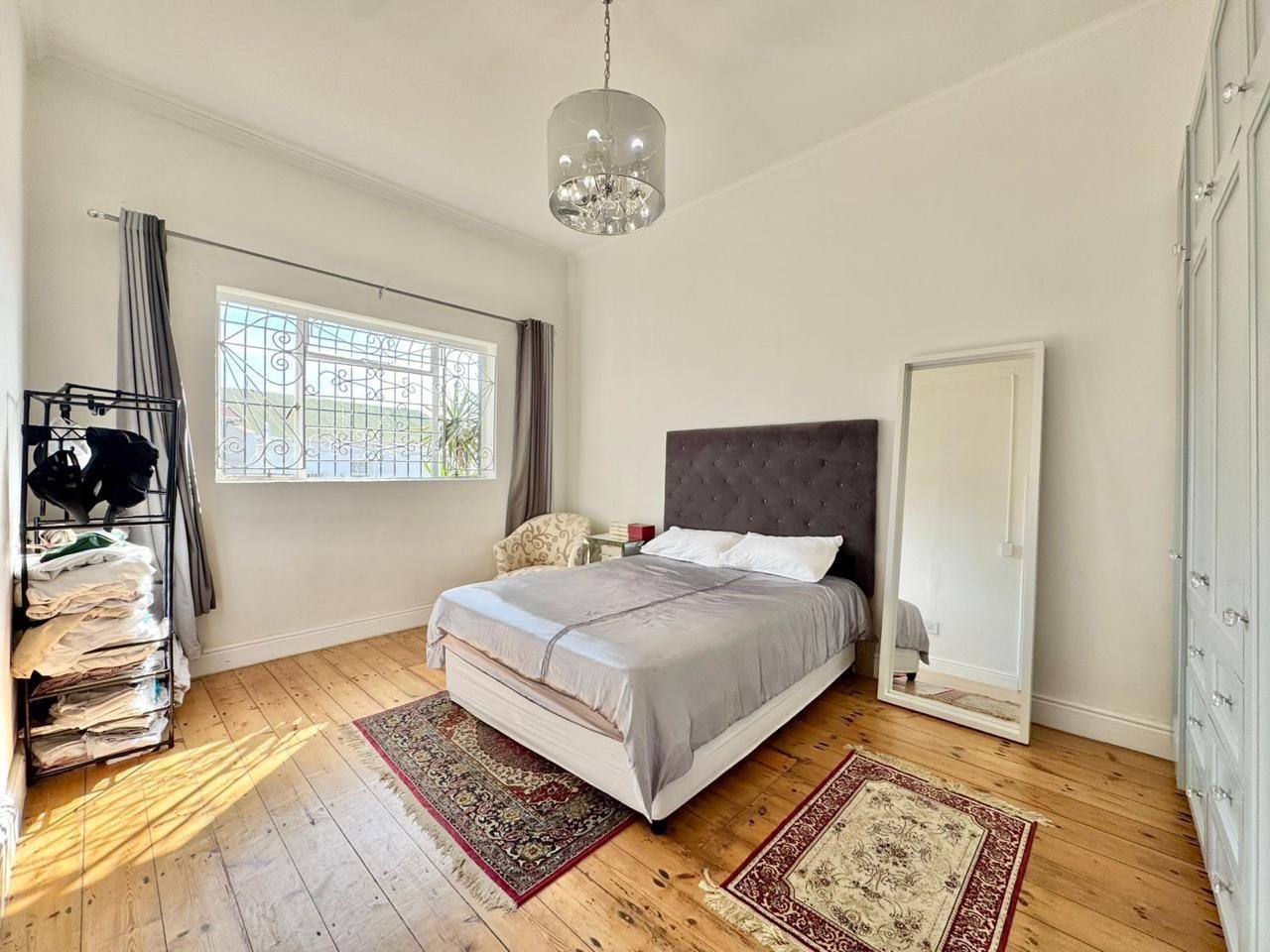3 bedroom House To Rent in Woodstock, Cape Town