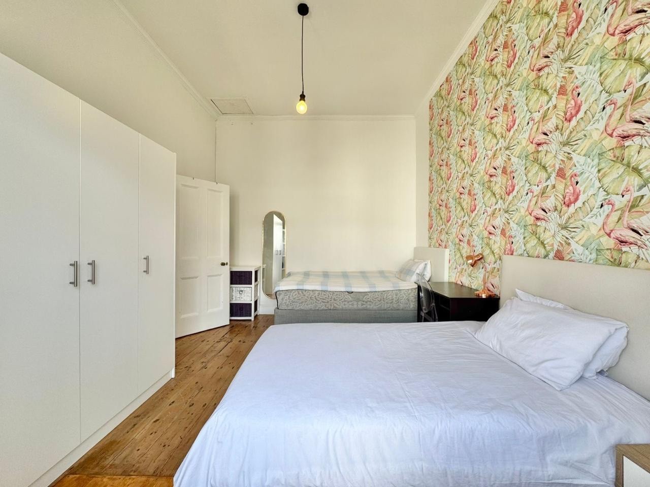 3 bedroom House To Rent in Woodstock, Cape Town