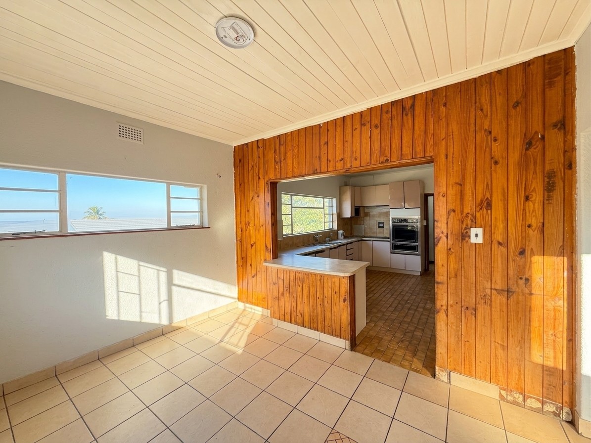6 Bedroom House For Sale in Boston, Bellville