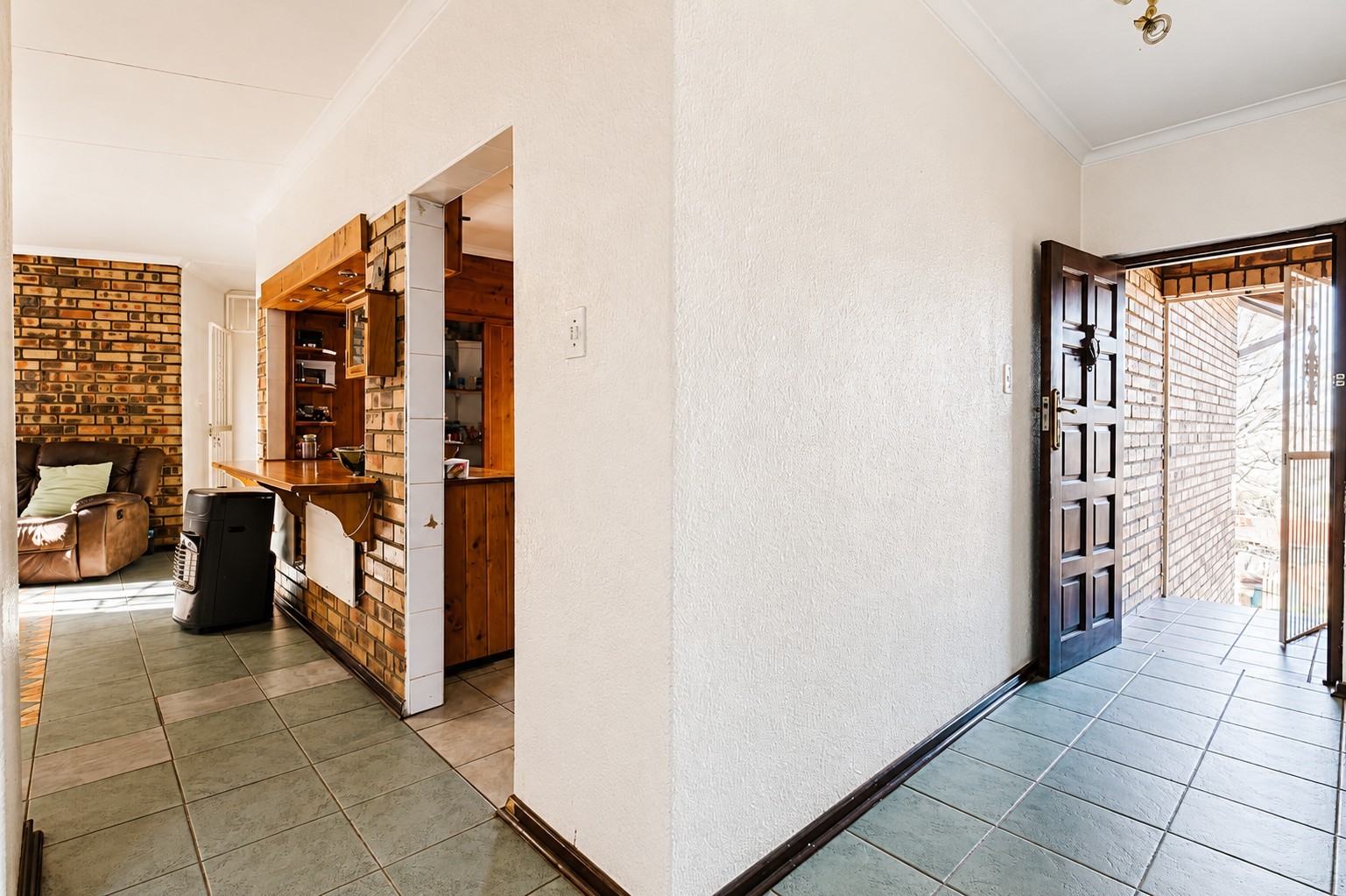 Space to Live, Work and Entertain in the Heart of Mulbarton