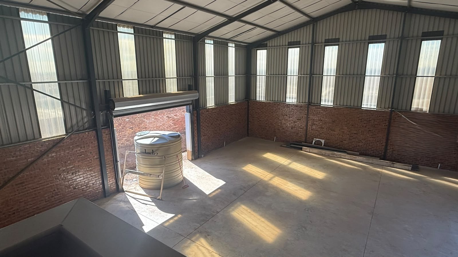 Workshop To Let