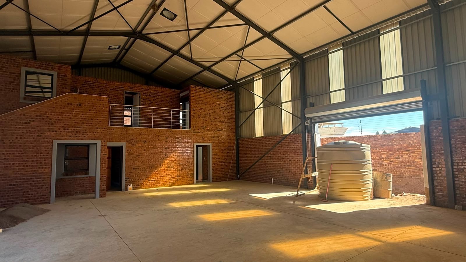 Workshop To Let