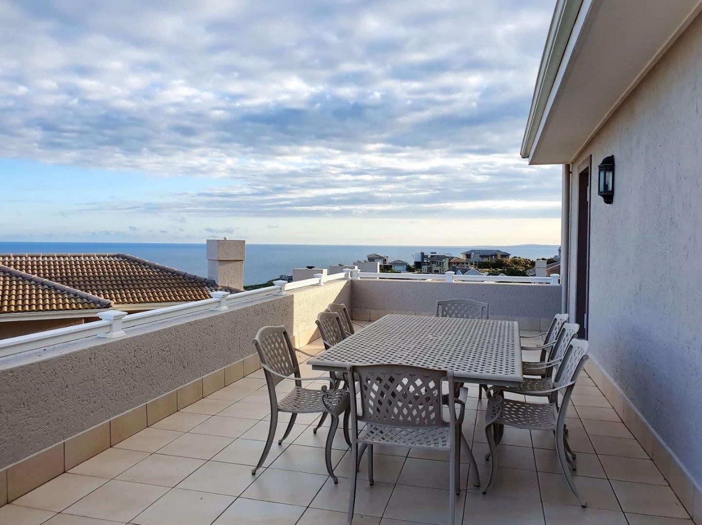 Golf Villa With Ocean Views, Investment and Safe!