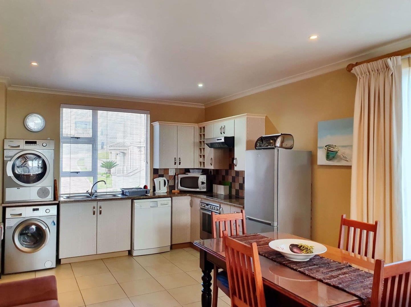 Golf Villa With Ocean Views, Investment and Safe!