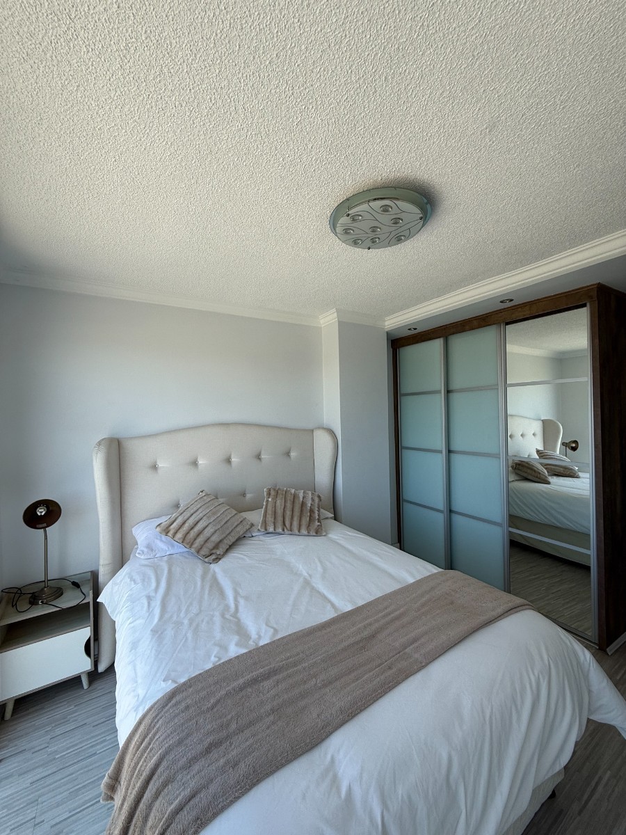 Apartment For Sale in Humewood, Port Elizabeth