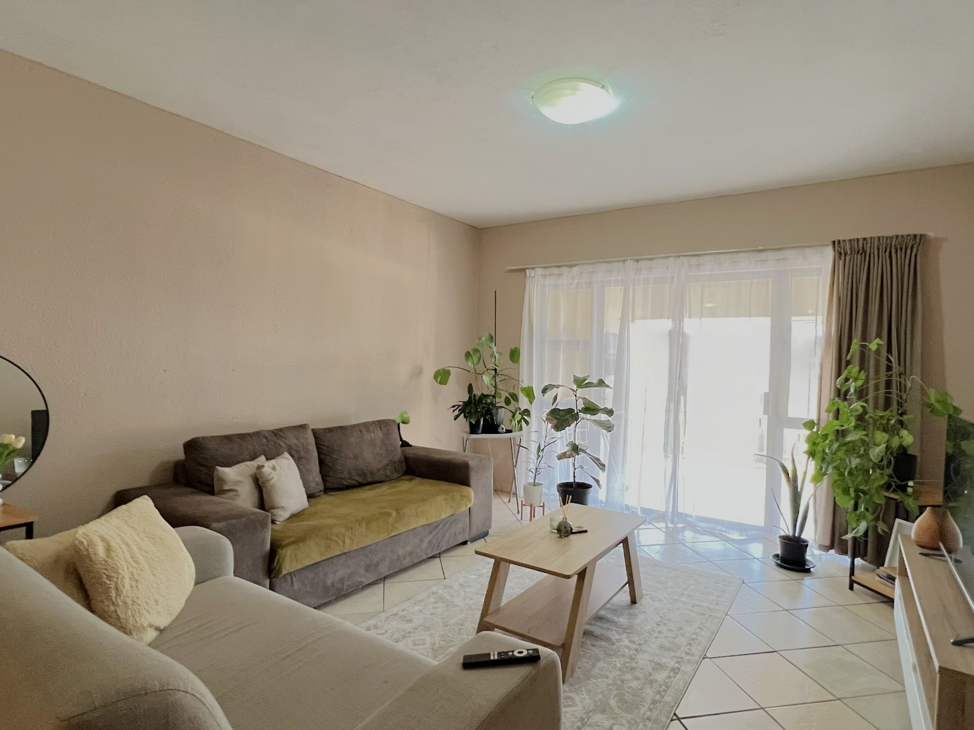 Ground Floor Investment Gem in Stonehenge - Ideal for First-Time Buyers or Investors
