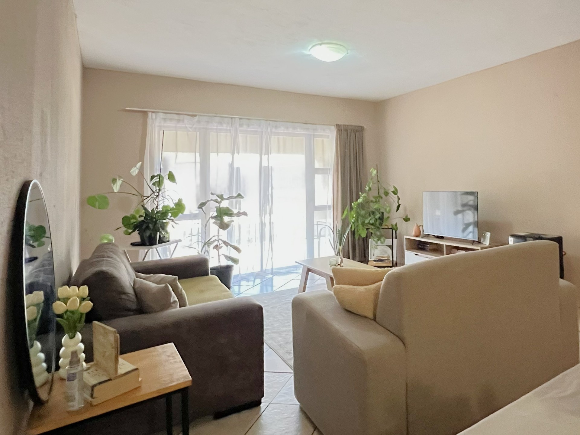 Ground Floor Investment Gem in Stonehenge - Ideal for First-Time Buyers or Investors