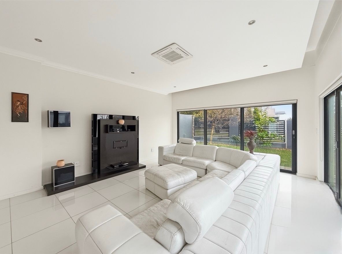Luxurious Four Bedroom Corner Stand Residence in Helderfontein Estate