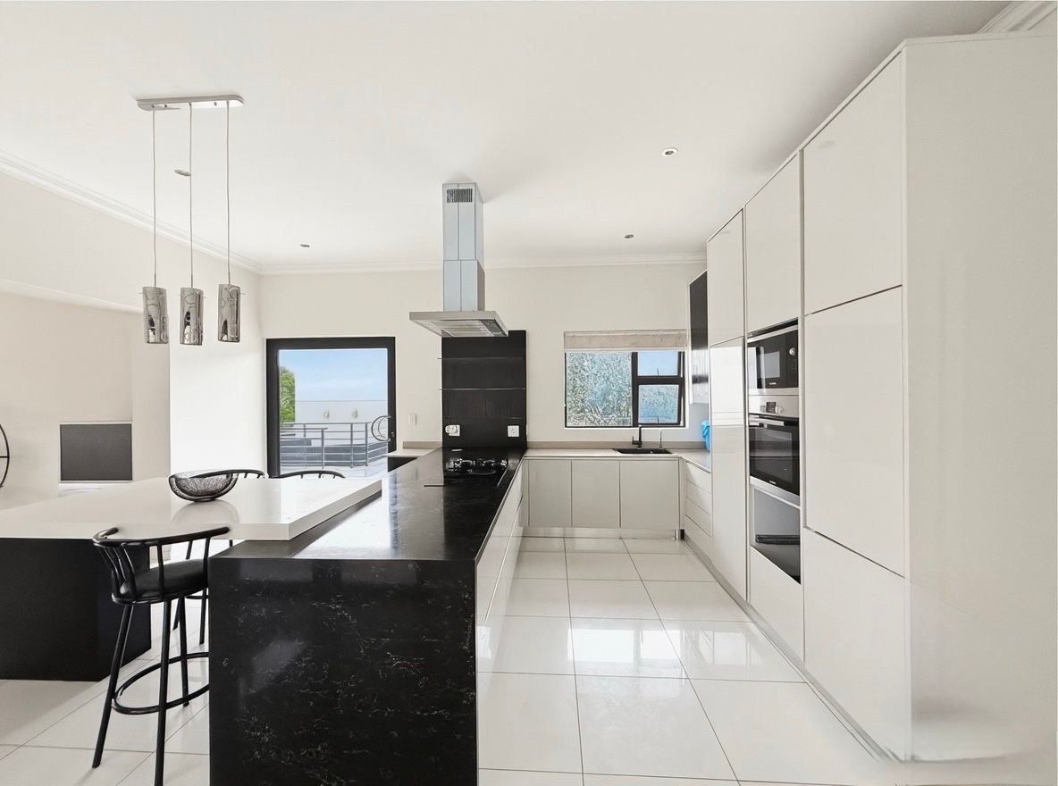 Luxurious Four Bedroom Corner Stand Residence in Helderfontein Estate