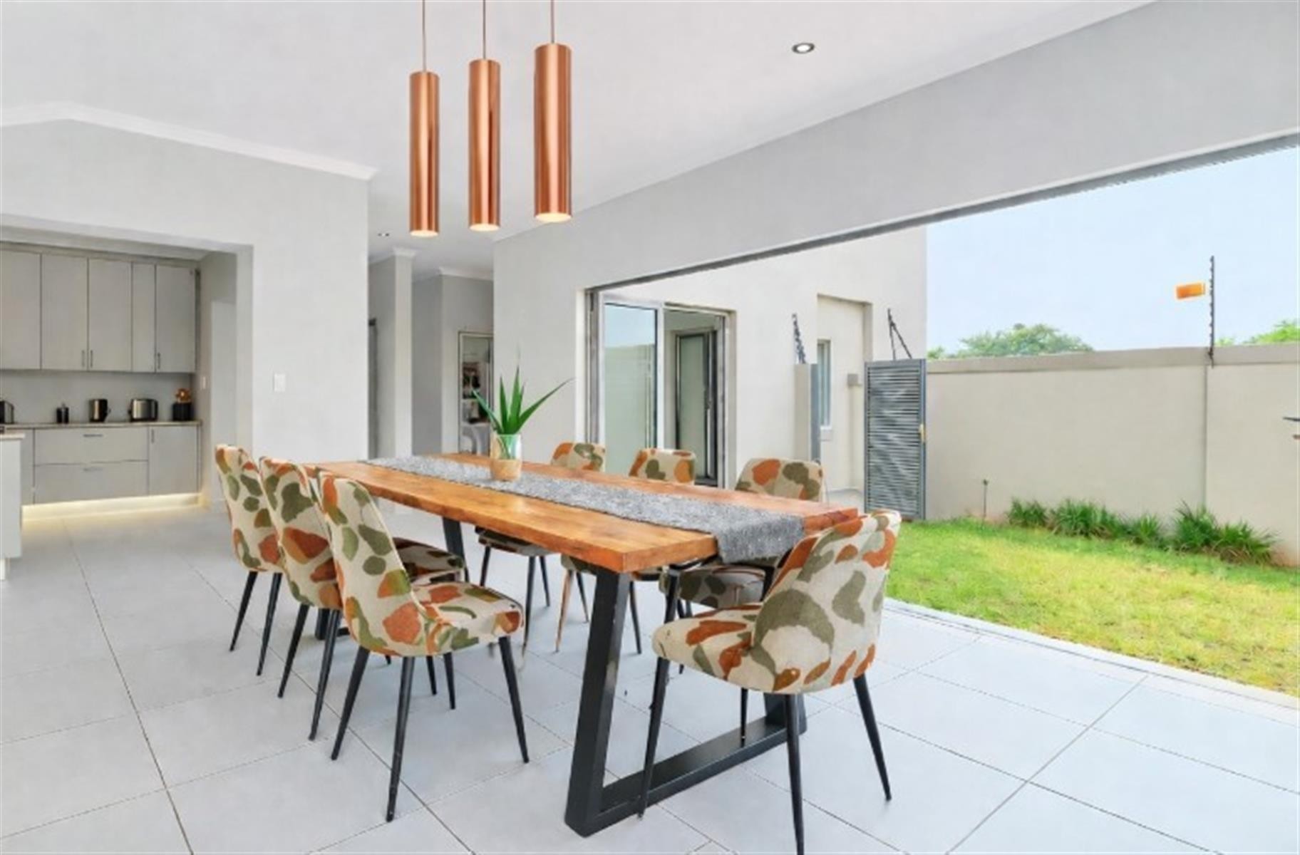 3-4 BED OFF PLAN DUPLEX CLUSTER