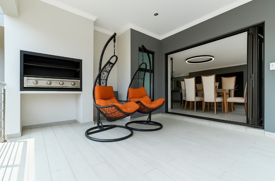 3-4 BED OFF PLAN DUPLEX CLUSTER