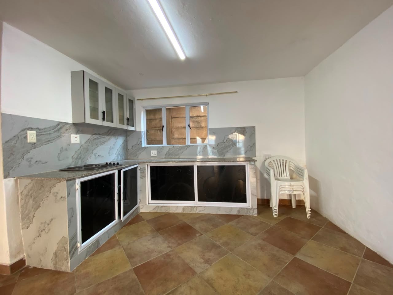 Modern 2 Bedroom Apartment to Let in Bluff - Water Included | R7,500 per Month