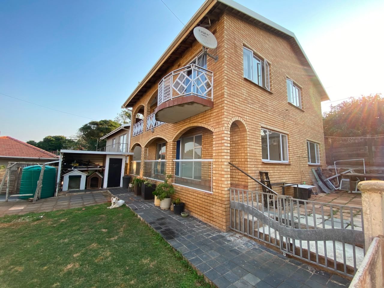 Modern 2 Bedroom Apartment to Let in Bluff - Water Included | R7,500 per Month