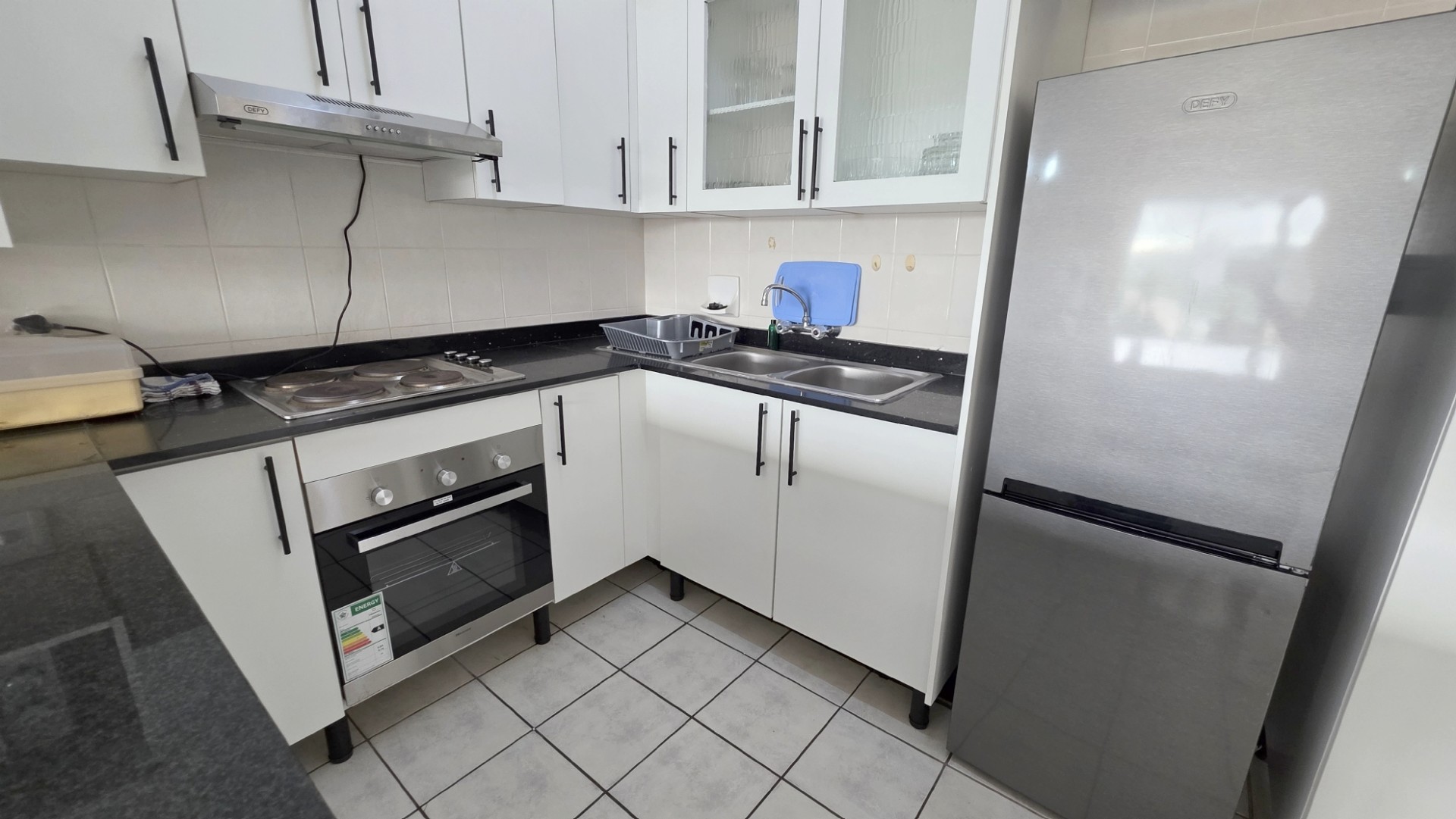 Beautiful 2 bedroom, 2 bathroom Beachfront Apartment For Sale in Margate, KwaZulu Natal