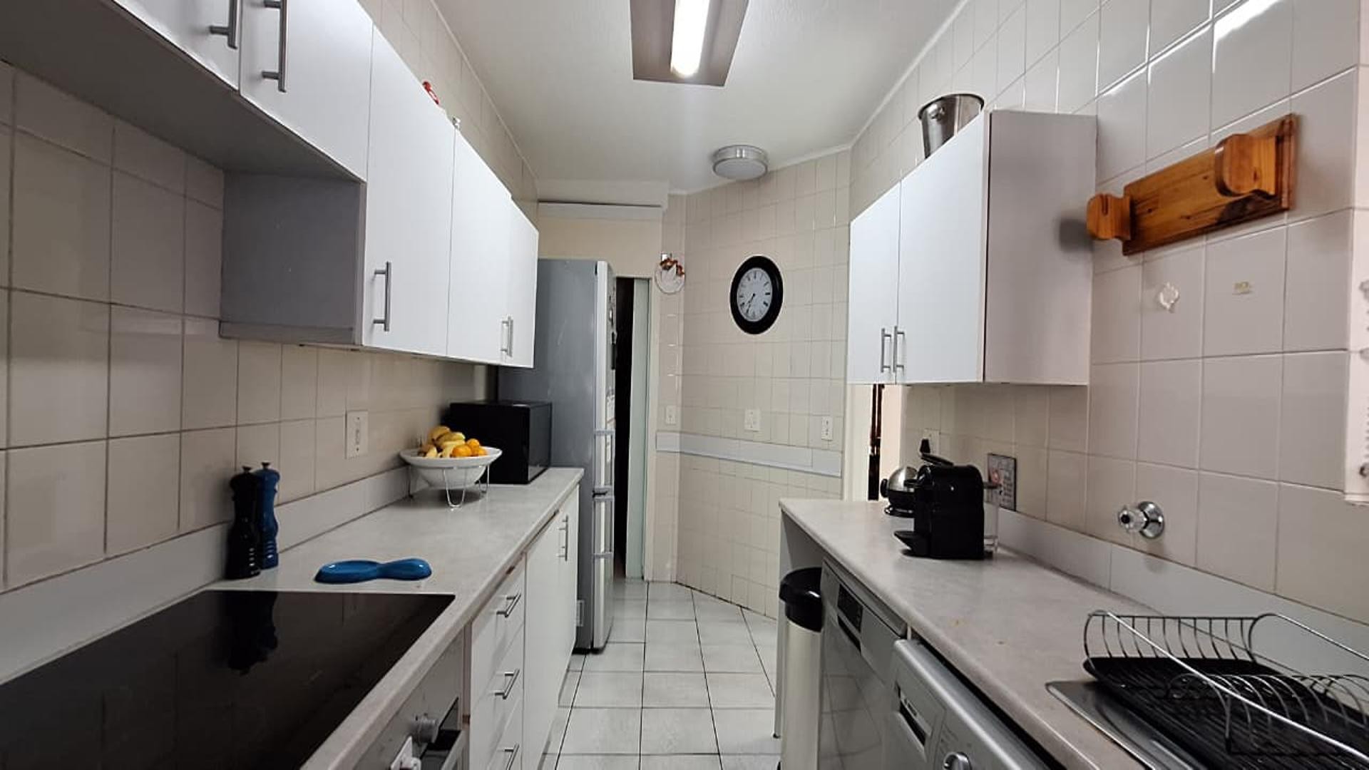 4 Bedroom Apartment for Sale R2 100 000.00