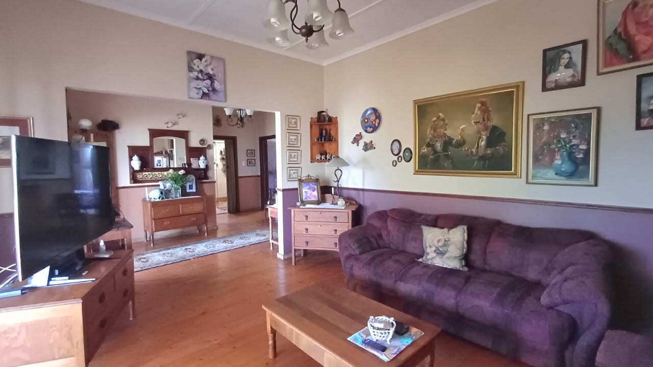 House For Sale in Penford, Uitenhage