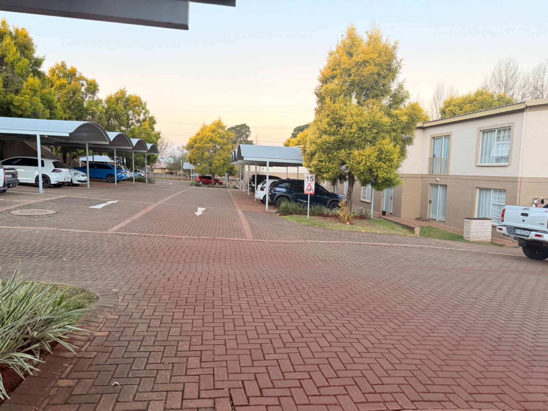 Apartment For Sale in Sunnyridge, Newcastle, KwaZulu Natal