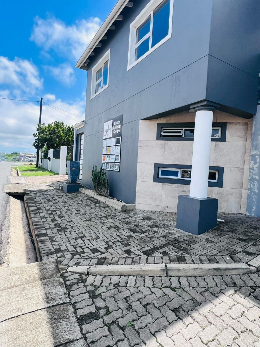Prime Commercial Investment Opportunity in Quiet Cambridge Location