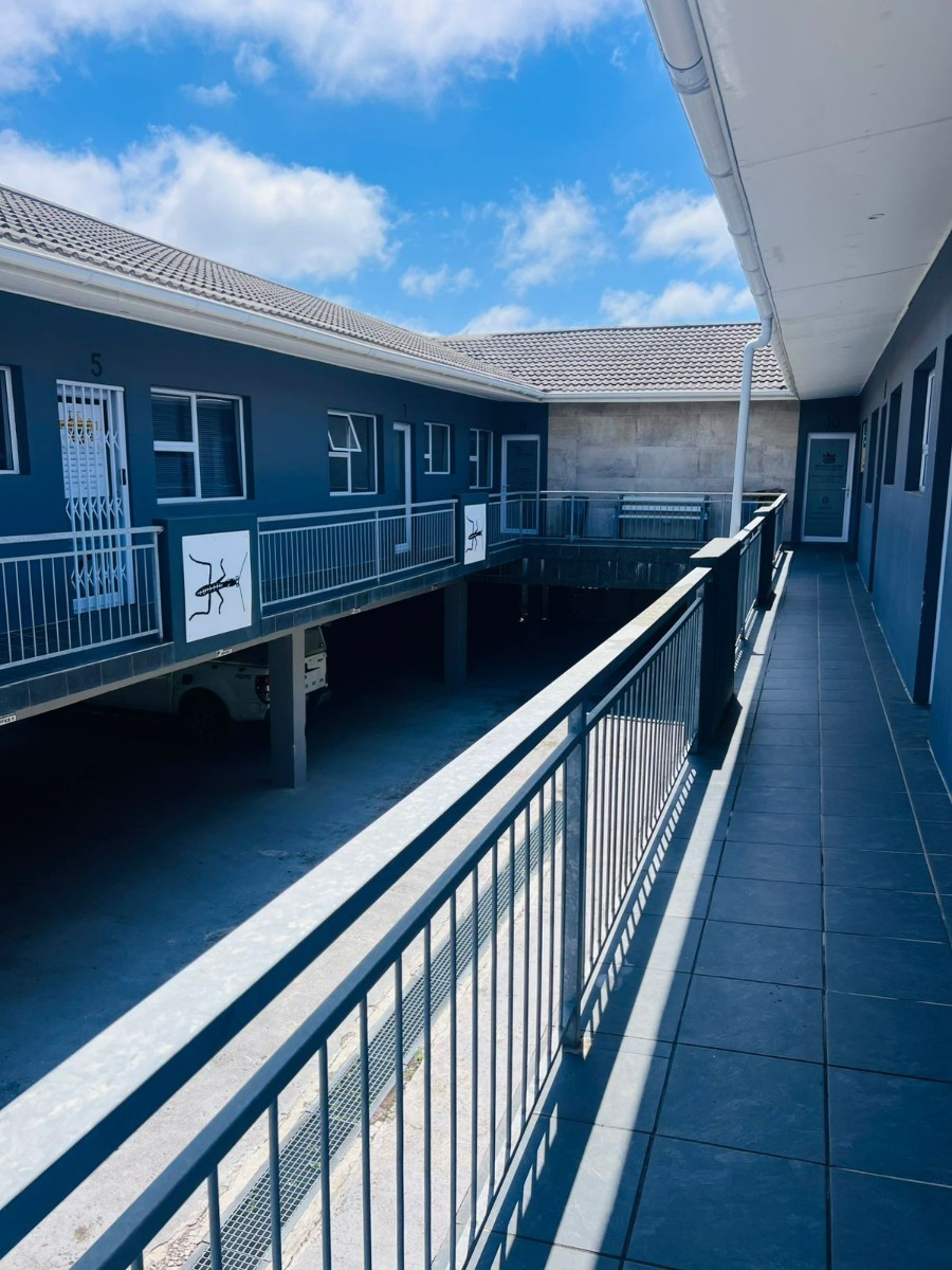 Prime Commercial Investment Opportunity in Quiet Cambridge Location