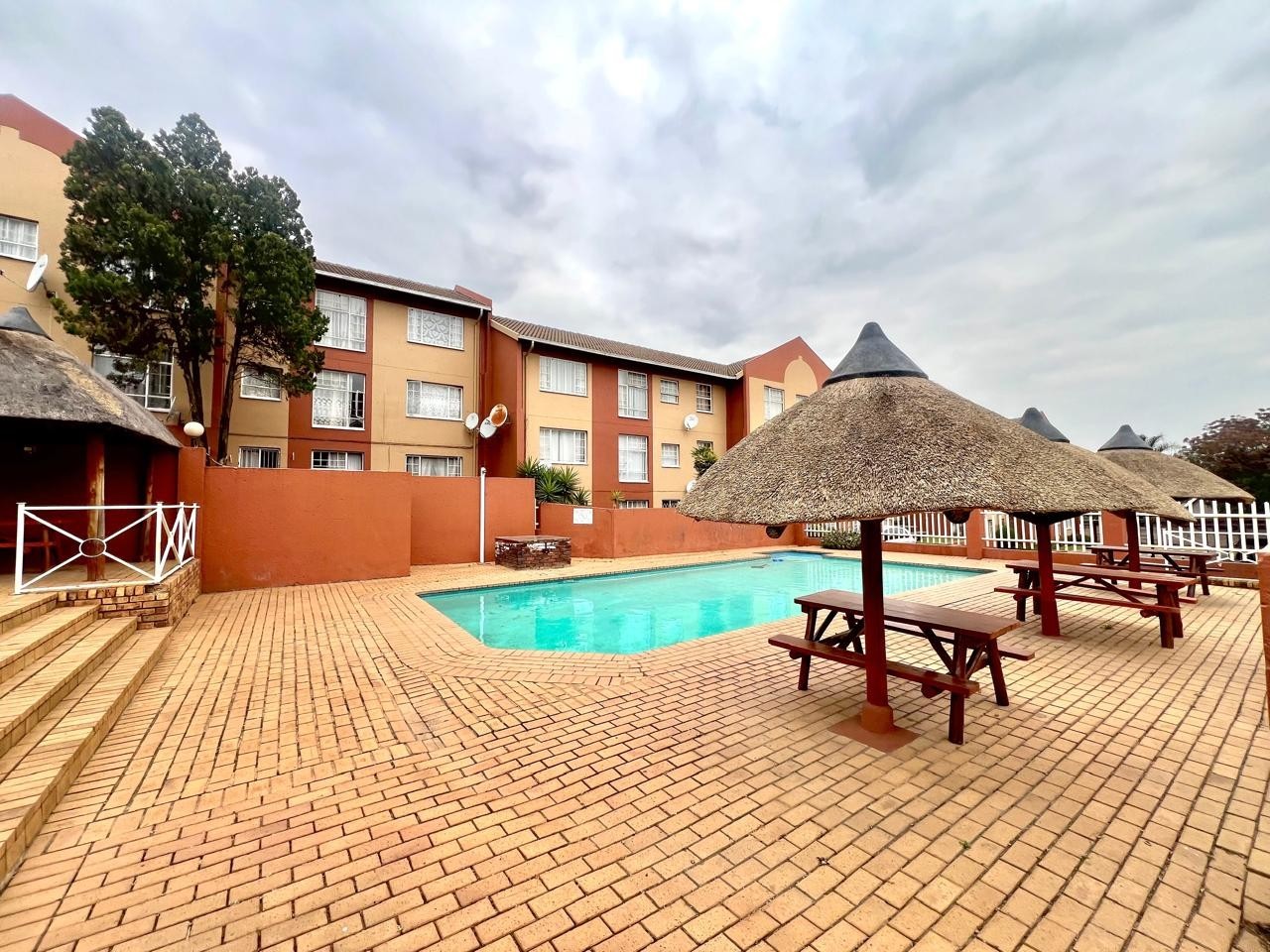 3 Bed 1.5 Bath Apartment For Sale in Weltevreden Park, Roodepoort