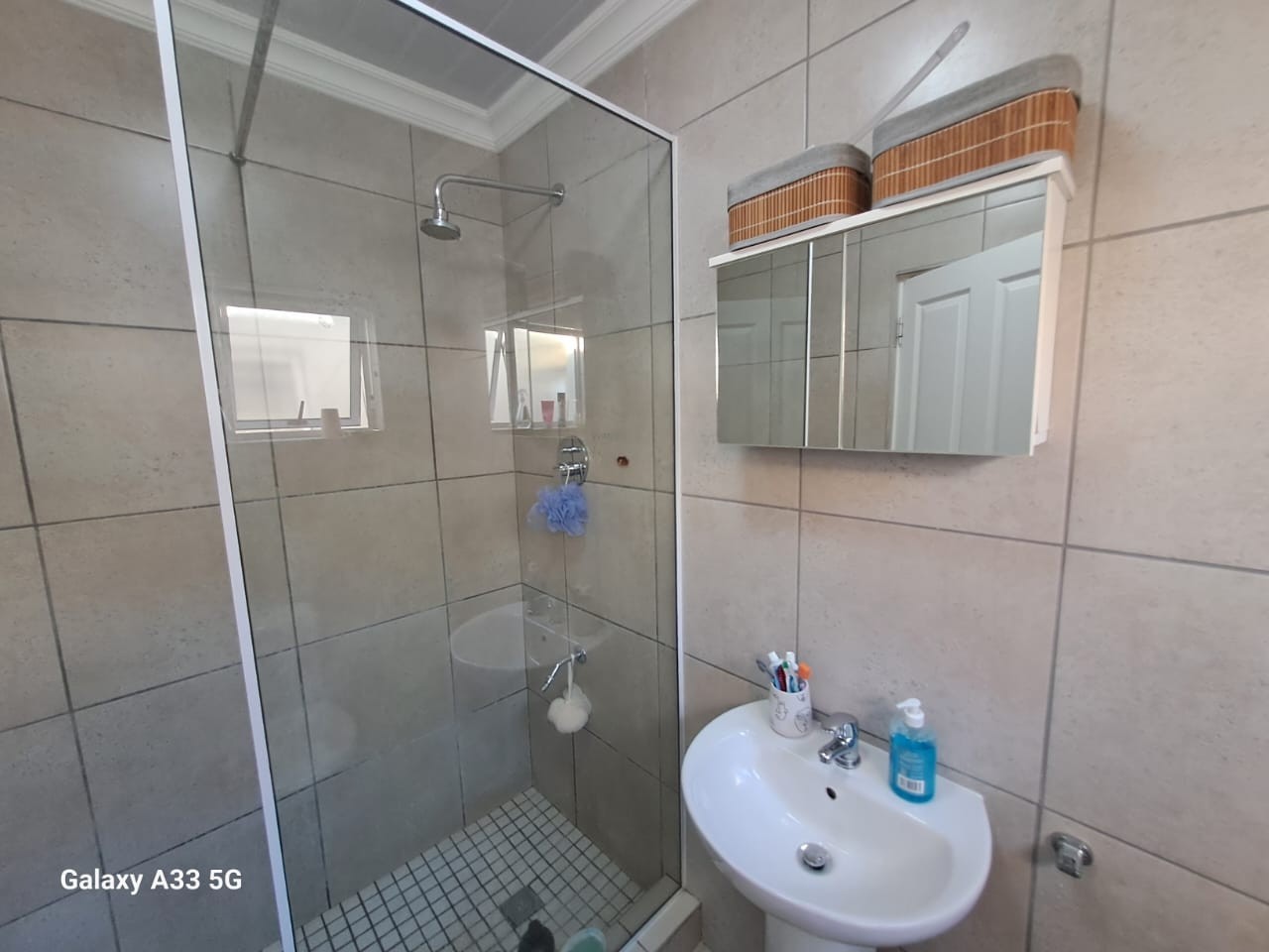 INCOME-GENERATING INVESTMENT PROPERTY WITH MULTIPLE DWELLINGS Ottery Cape Town