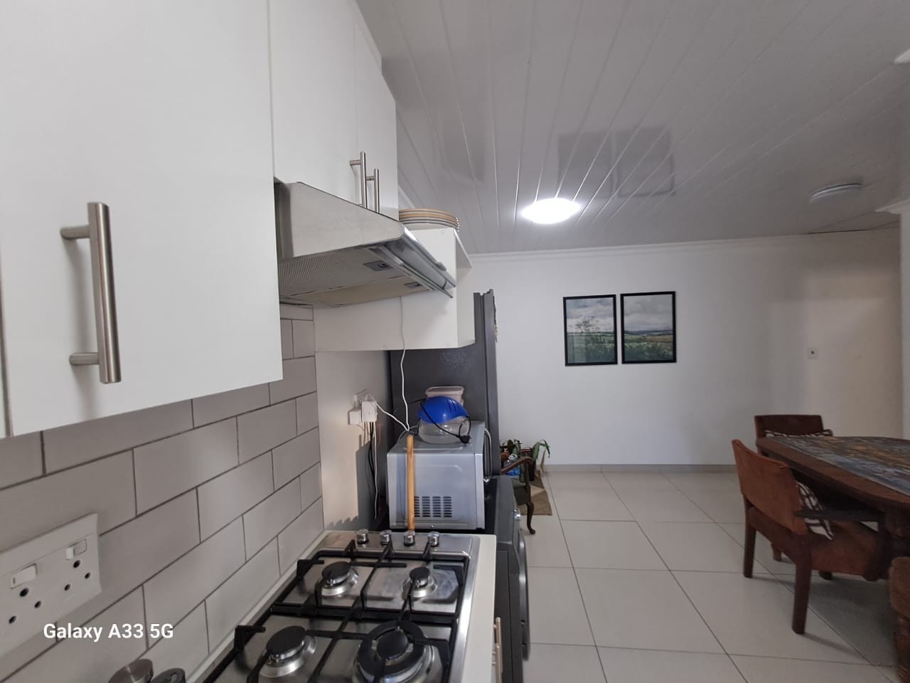 INCOME-GENERATING INVESTMENT PROPERTY WITH MULTIPLE DWELLINGS Ottery Cape Town