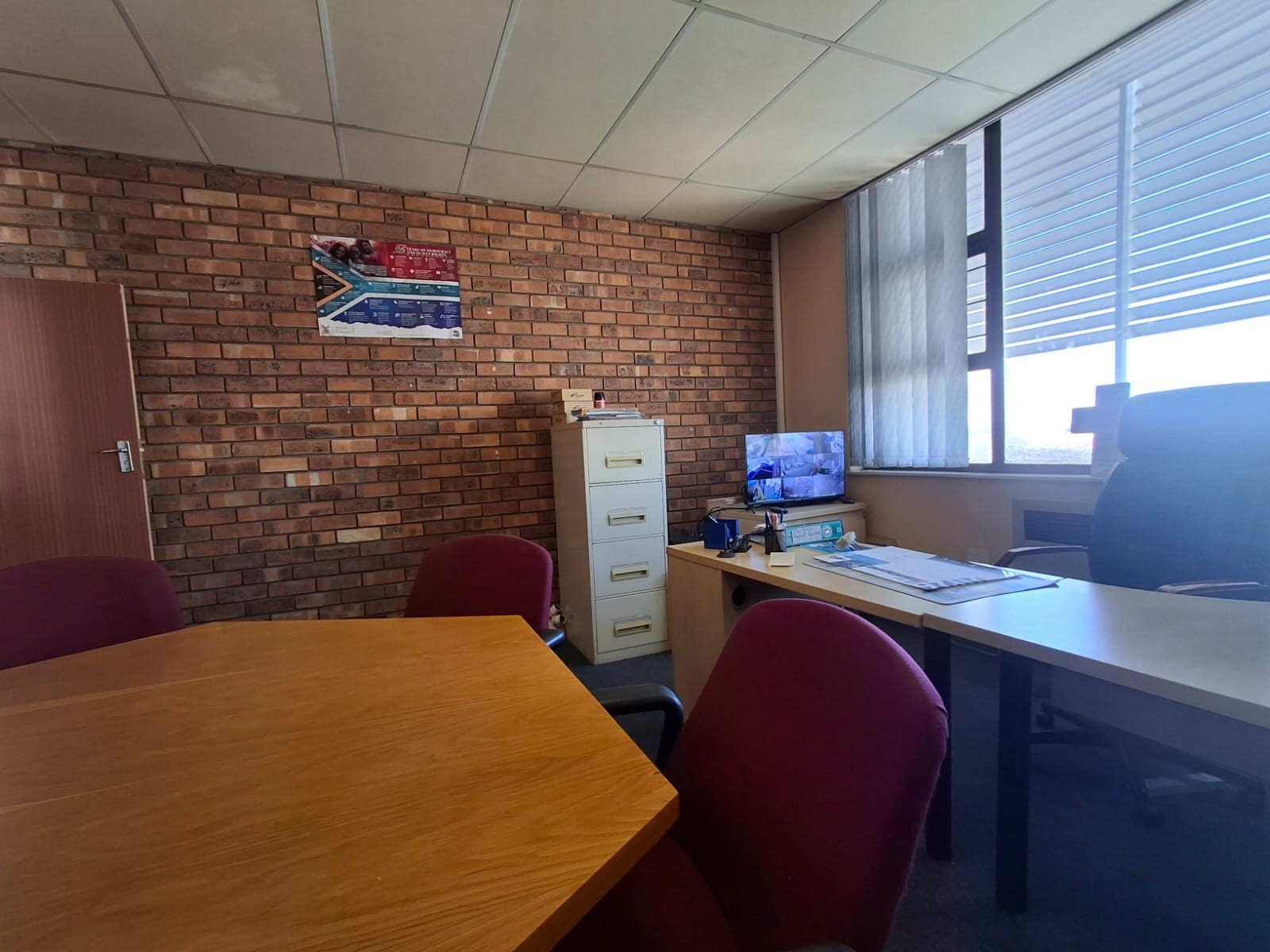 Commercial Office with large basement for Sale in Jeppestown, Johannesburg