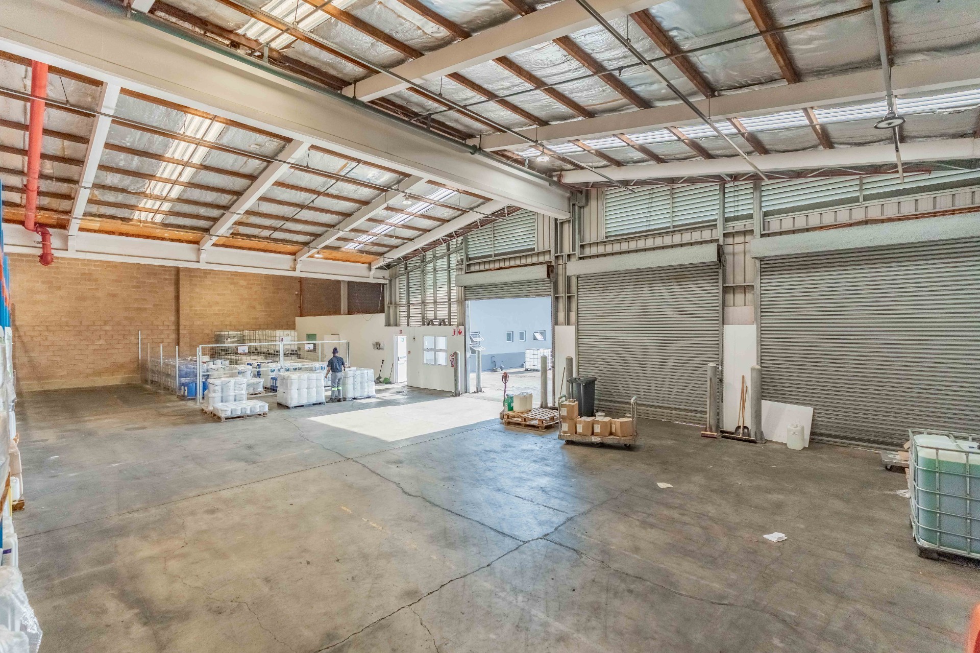 Warehouse For Sale in New Germany, Pinetown, KwaZulu Natal