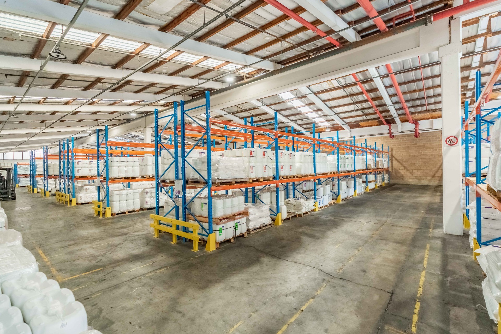 Warehouse For Sale in New Germany, Pinetown, KwaZulu Natal