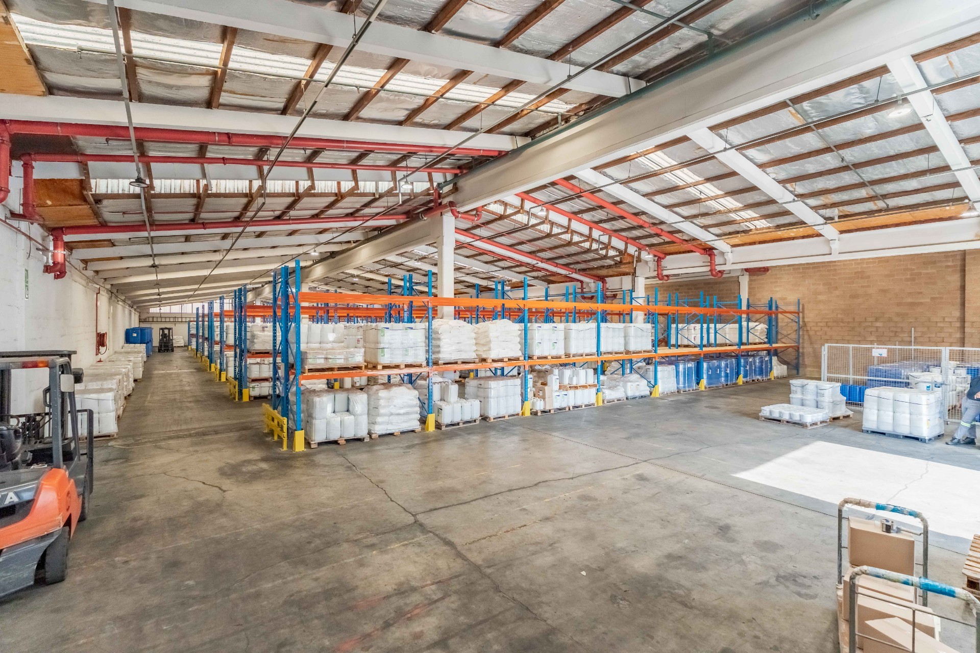 Warehouse For Sale in New Germany, Pinetown, KwaZulu Natal