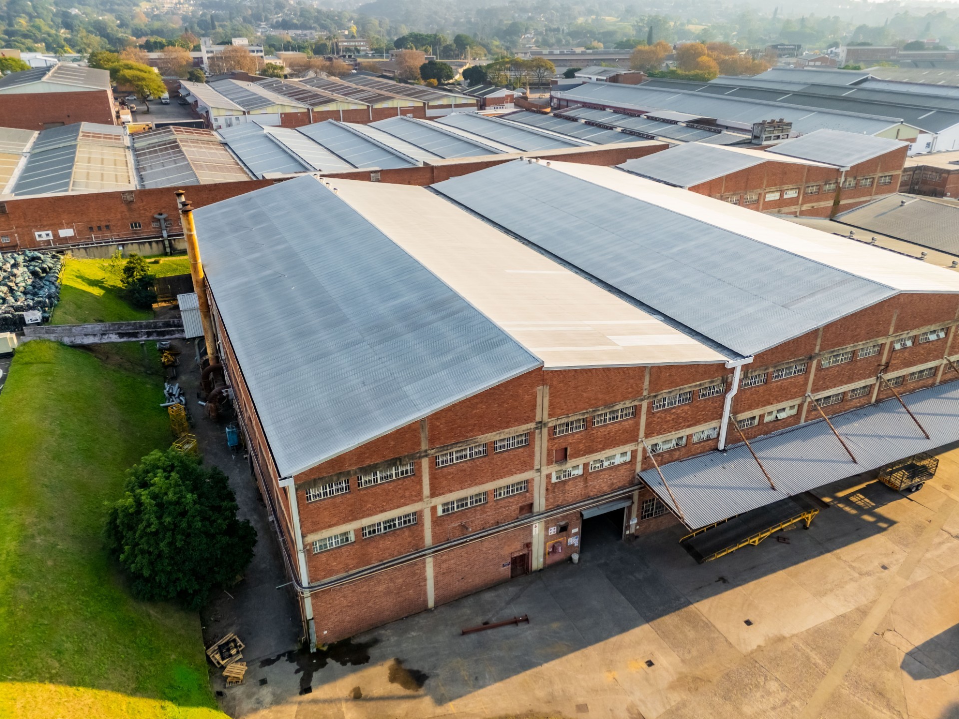 Warehouse For Sale in New Germany, Pinetown, KwaZulu Natal
