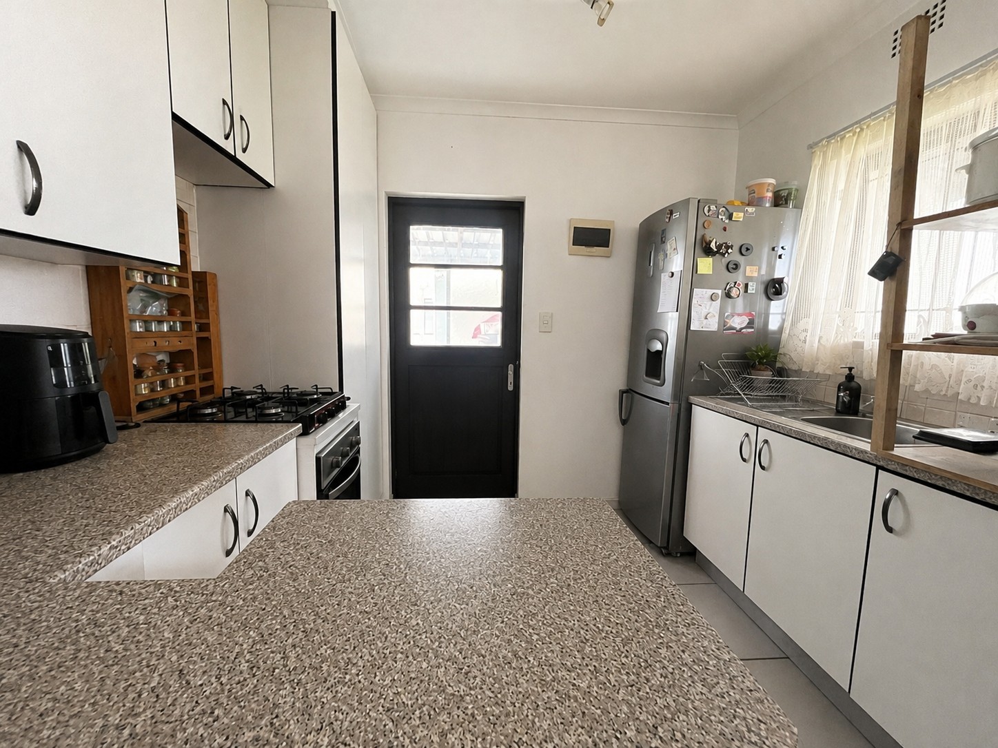 House For Sale in Victoria Park, Somerset West
