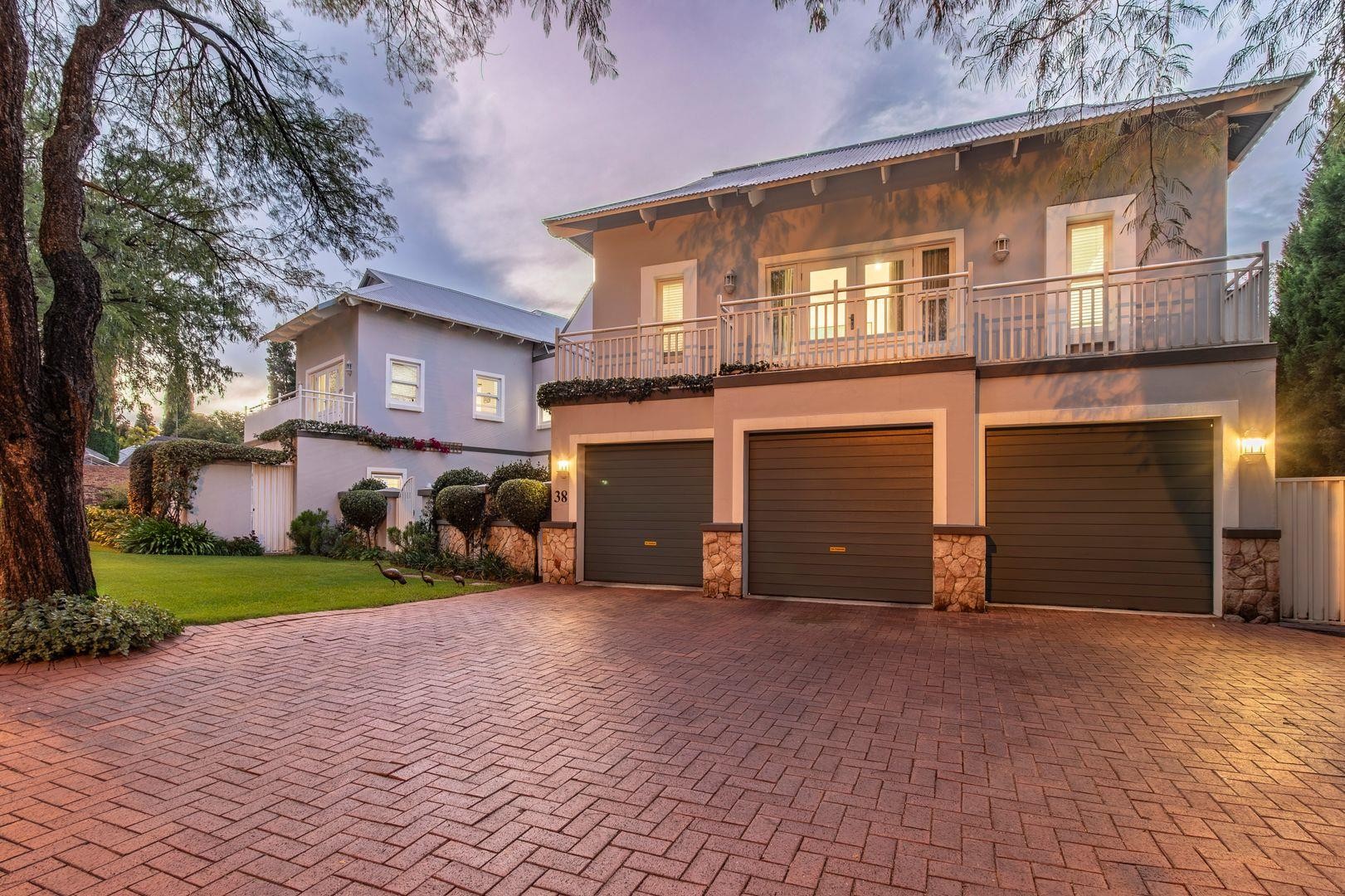 House For Sale in Fourways Gardens, Sandton