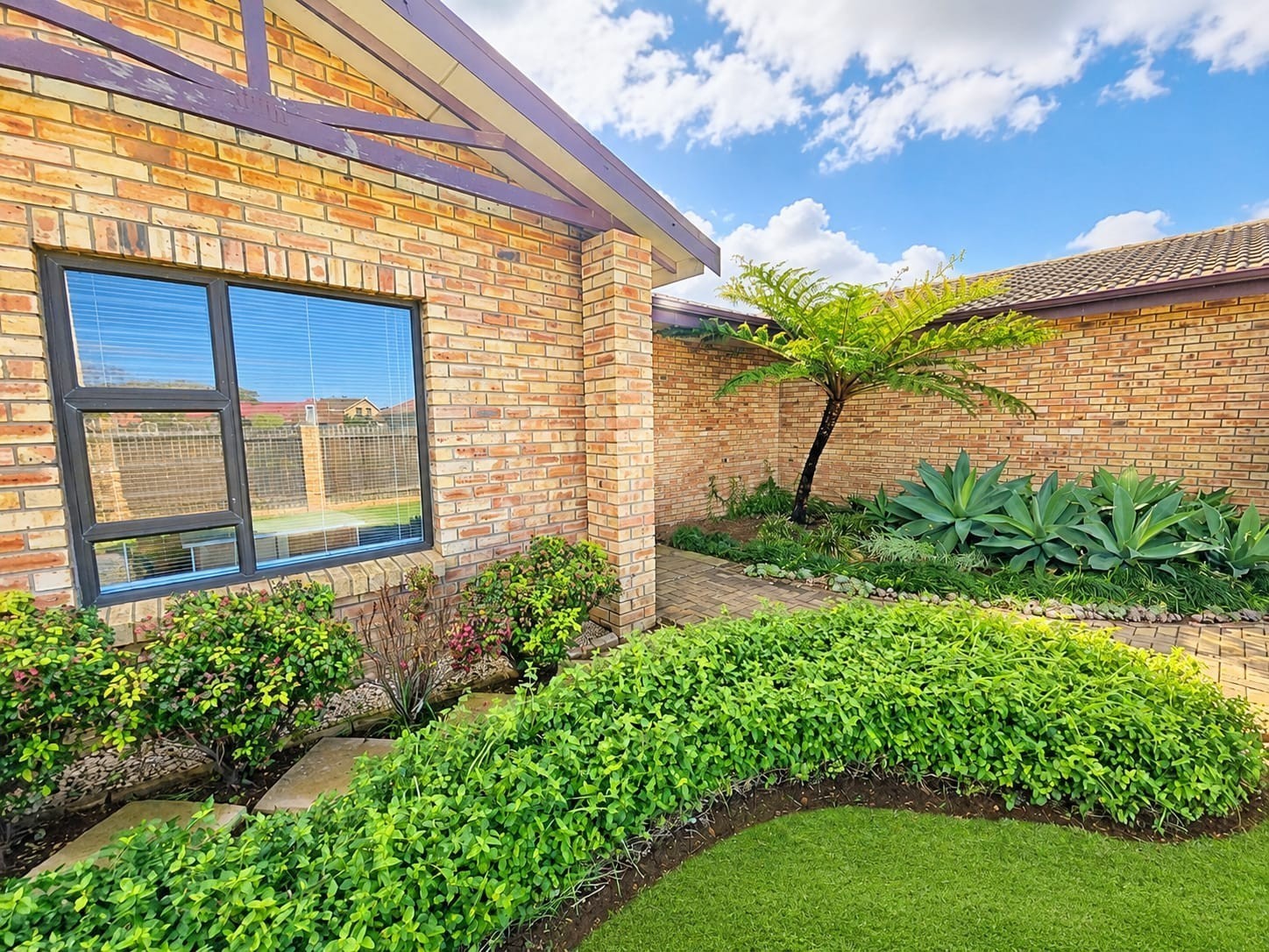 House for sale in Noorsekloof, Jeffreys Bay, 242 m²