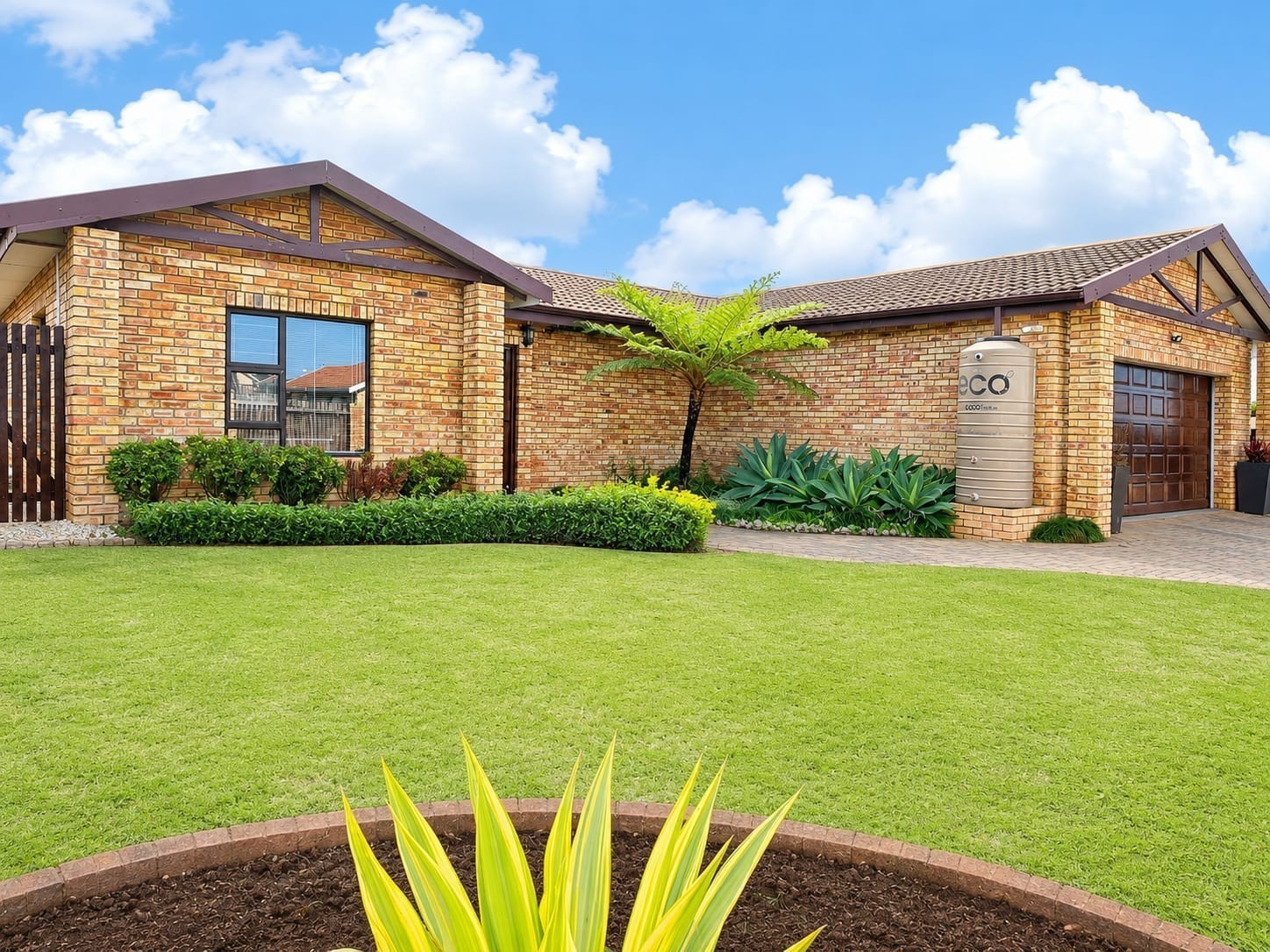 House for sale in Noorsekloof, Jeffreys Bay, 242 m²