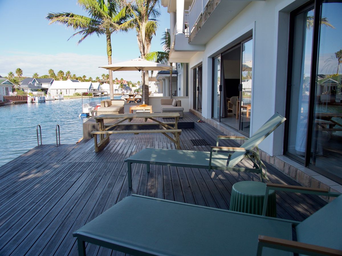 House For Sale in Marina Martinique, Jeffreys Bay