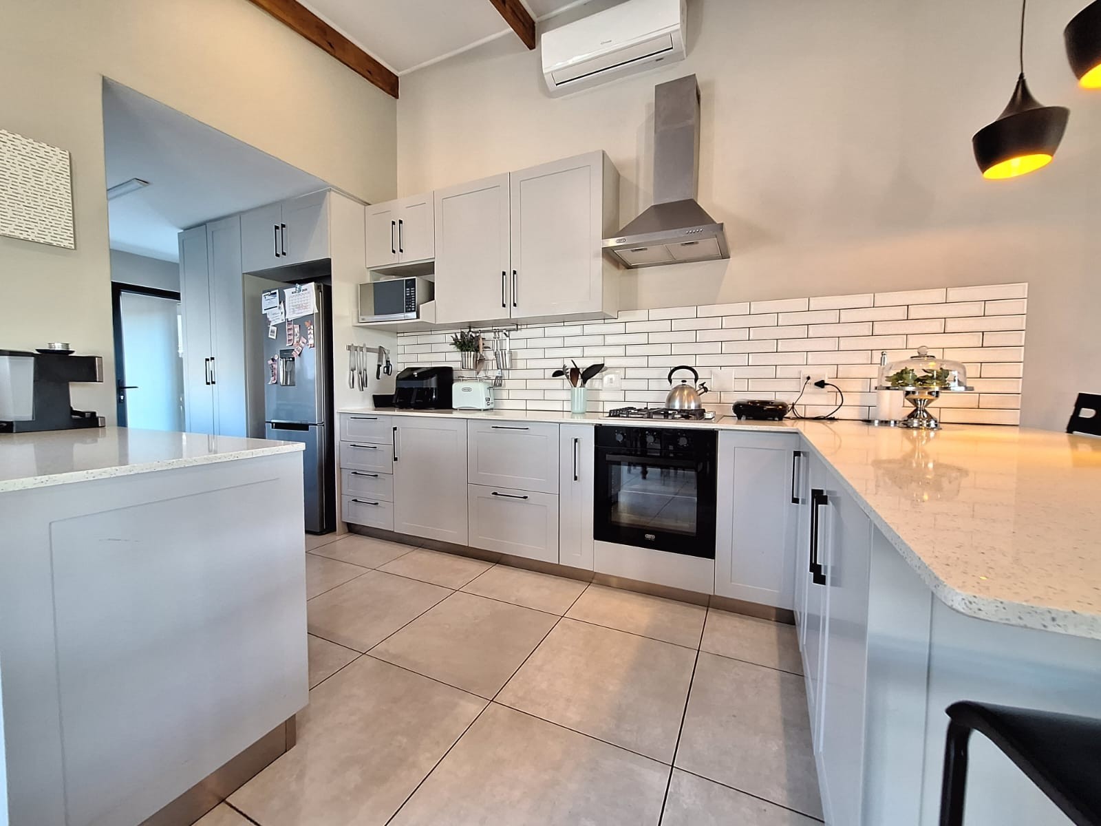 Spacious and Well Designed 4 Bedroom Home in Palm Lakes Estate