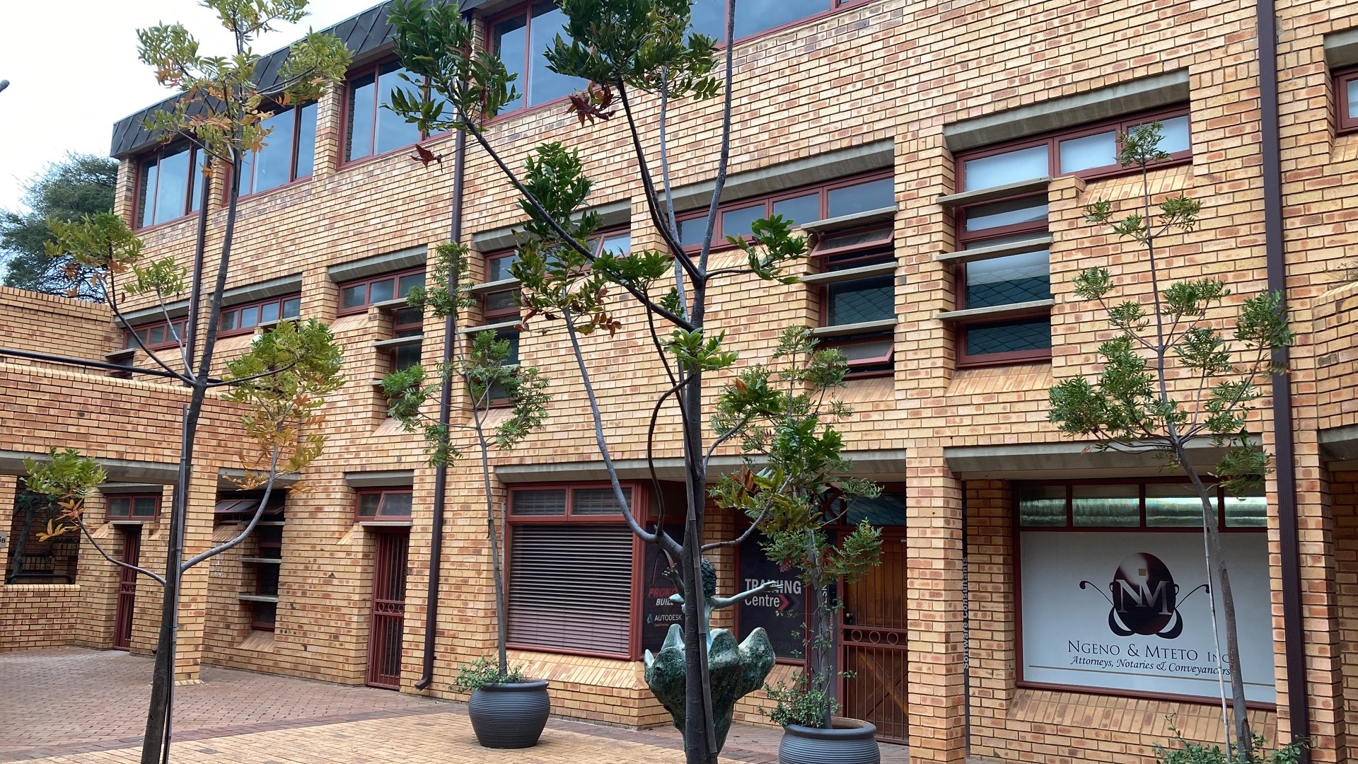 Commercial Property For Sale in Nieuw Muckleneuk, Pretoria