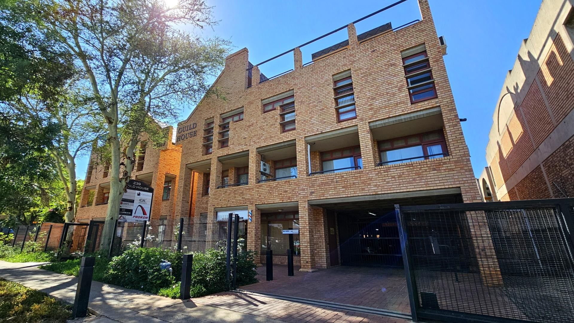 Commercial Property For Sale in Nieuw Muckleneuk, Pretoria